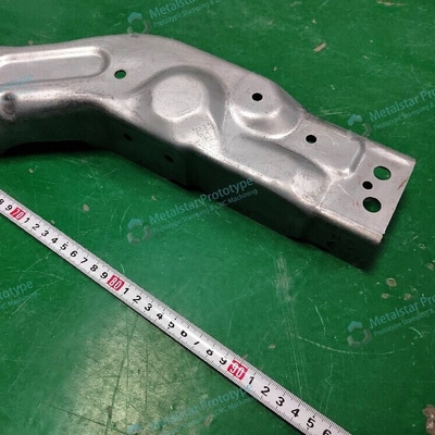 2.0mm SAPH590-P स्टील प्रोटोटाइप ऑटोमोबाइल के लिए धातु मुद्रांकन